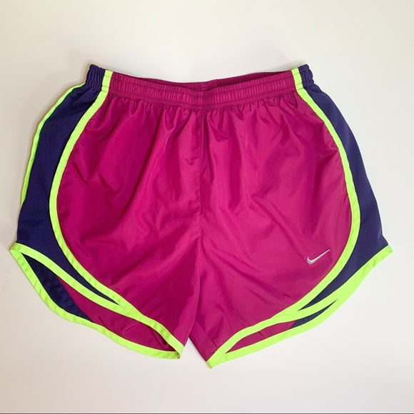 nike fuchsia shorts